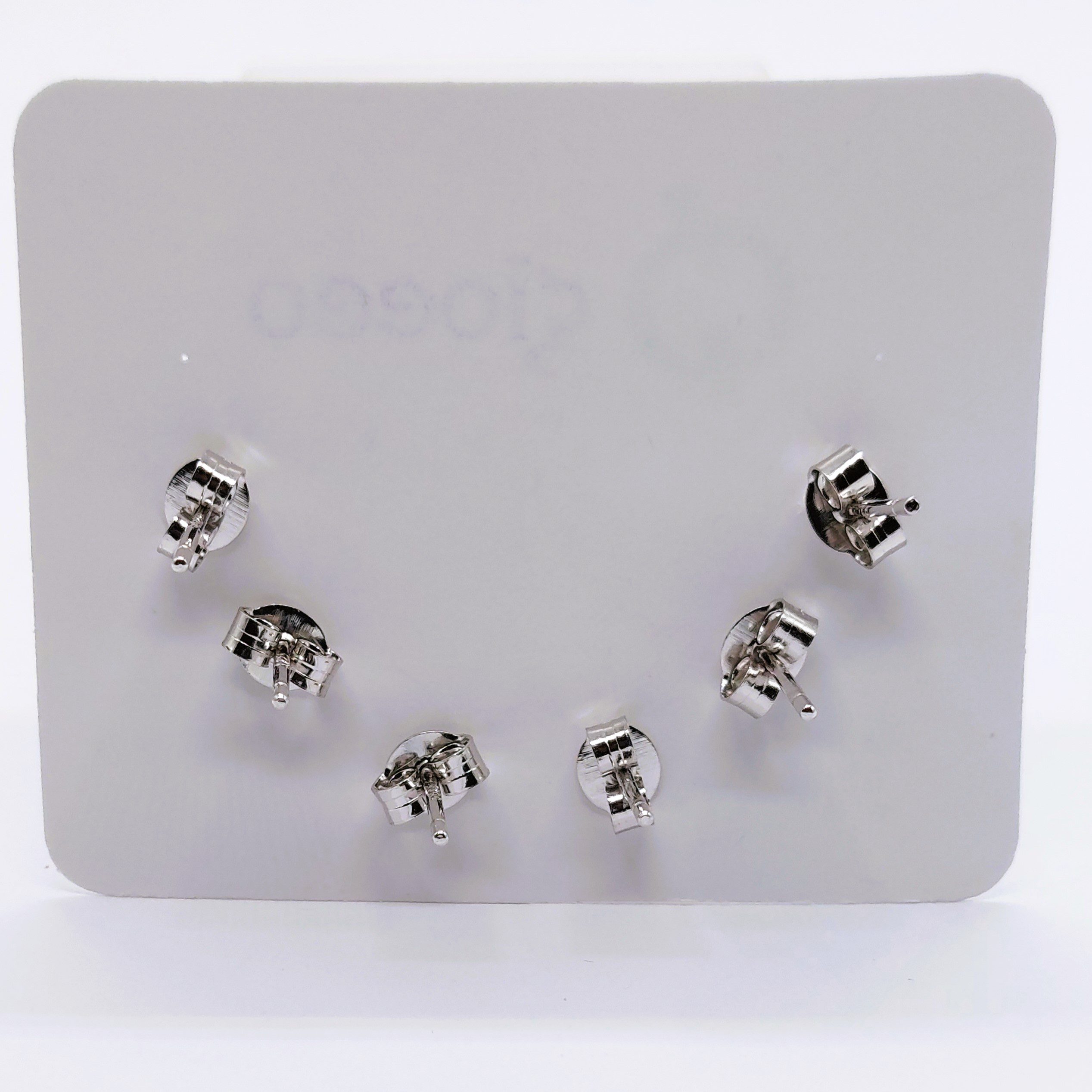 pendientes-set-de-plata-calista-mariquitas-flores-dormilones-plateados-dorados-diferentes-colores-formas-tamaño-de-diario-gioccosilver
