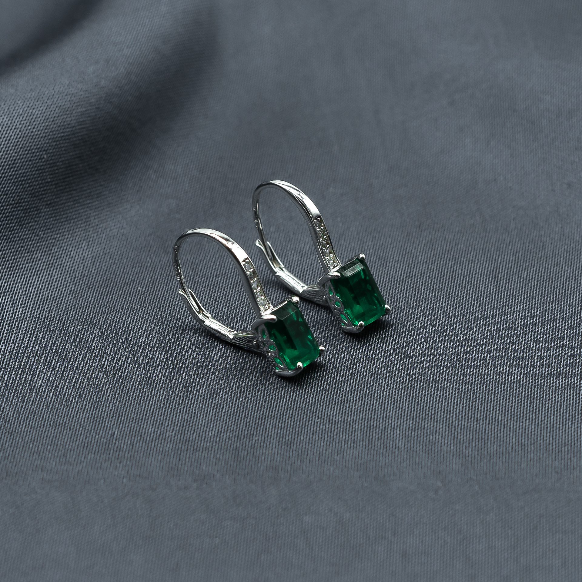 ._pendientes-de-plata-caliope-verde-cuadrado-circonita-cuelgan-fiesta-bodas-gioccosilver