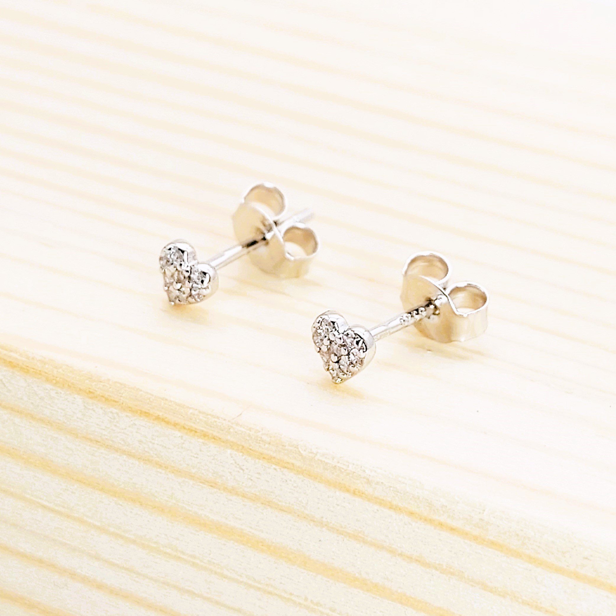 pendientes-de-plata-oz-corazones-plateado-de-diario-gioccosilver