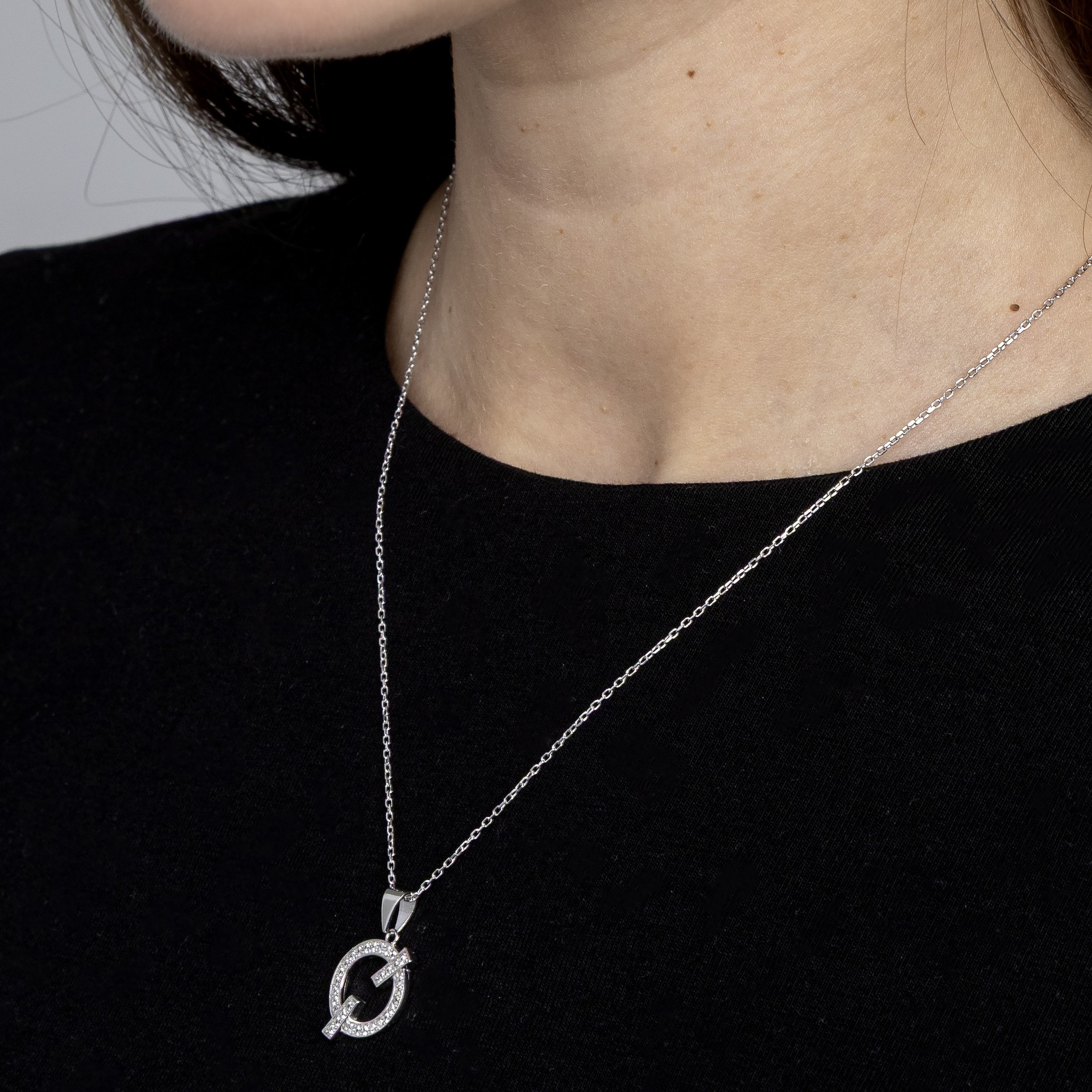 colgante-giocco crystal-plata-de-primera-ley-925-rodio-circonitas-exclusivo-diseño-original-elegante-diametro-14-milimetros-largo-cadena-de-42-a-45-centimetros-gioccosilver
