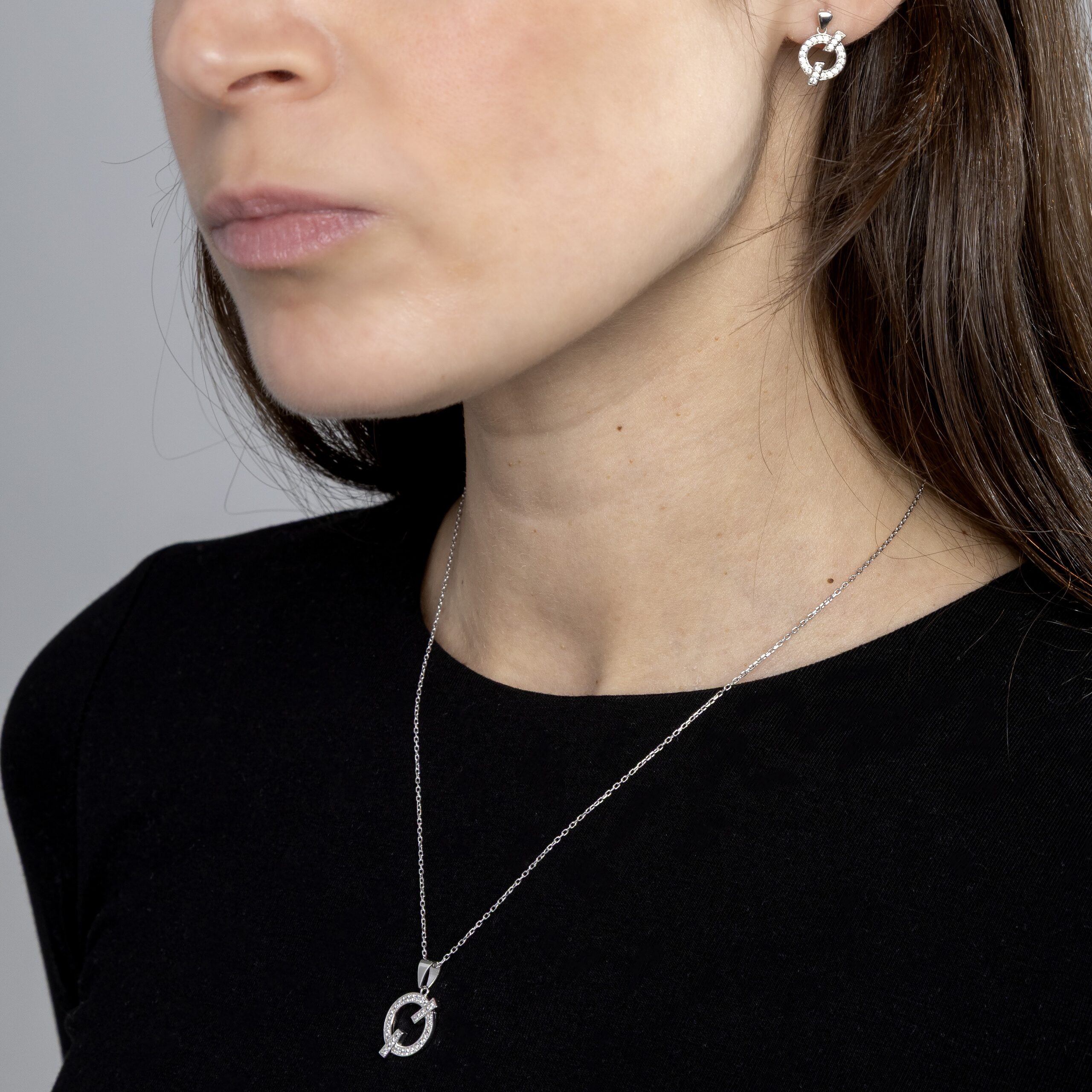 colgante-giocco crystal-plata-de-primera-ley-925-rodio-circonitas-exclusivo-diseño-original-elegante-diametro-14-milimetros-largo-cadena-de-42-a-45-centimetros-gioccosilver